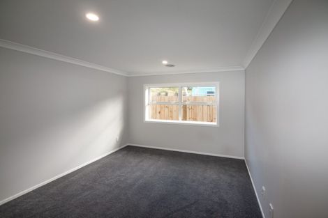 Photo of property in 17 Hattersley Grove, Churton Park, Wellington, 6037