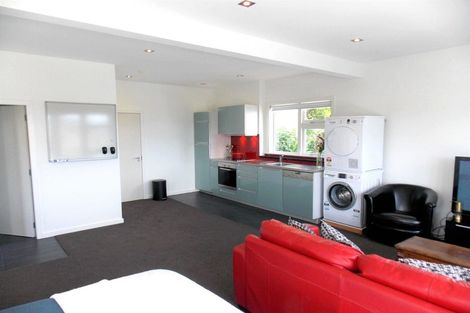 Photo of property in 1a Clive Road, Khandallah, Wellington, 6035