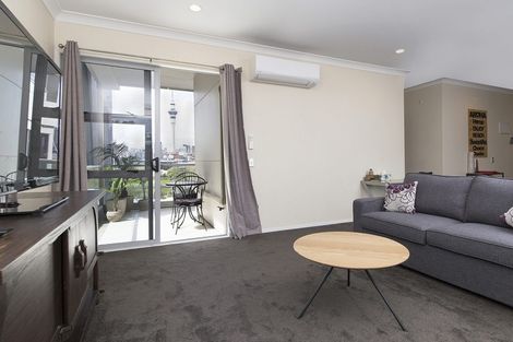 Photo of property in 2a/21 Hargreaves Street, Auckland Central, Auckland, 1011