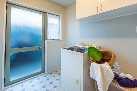 Photo of property in 1/15 Showgate Avenue, Sockburn, Christchurch, 8042