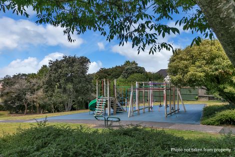 Photo of property in 1/38 Sailfish Drive, West Harbour, Auckland, 0618