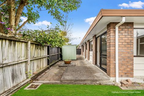 Photo of property in 6/39 Swanson Road, Henderson, Auckland, 0610