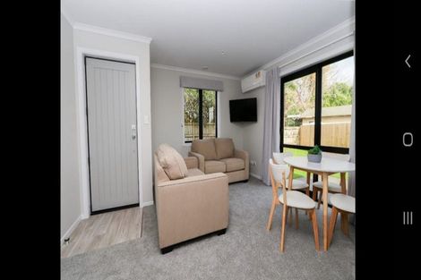 Photo of property in 2/71 Normandy Avenue, Melville, Hamilton, 3206