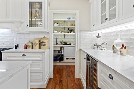 Photo of property in 4a Birchwood Grove, Greenhithe, Auckland, 0632