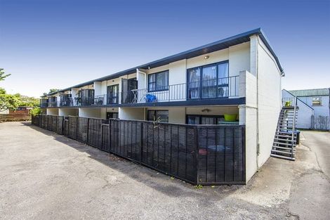 Photo of property in 4/69a Landscape Road, Mount Eden, Auckland, 1024