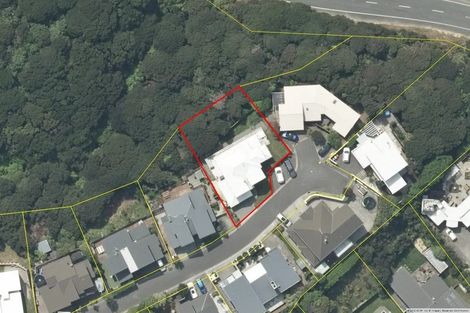 Photo of property in 60 Saint Ives Drive, Camborne, Porirua, 5026