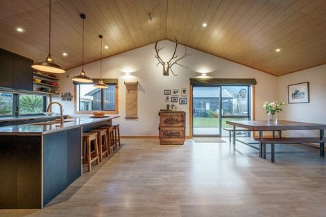 Photo of property in 23 Teal Place, Lake Hawea, Wanaka, 9382