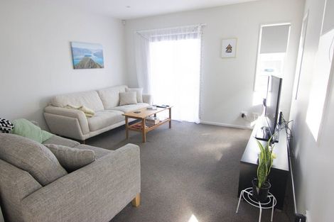 Photo of property in 61 Divide Loop, Takanini, 2112