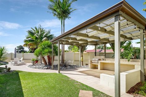 Photo of property in 38 Frank Evans Place, Henderson, Auckland, 0610