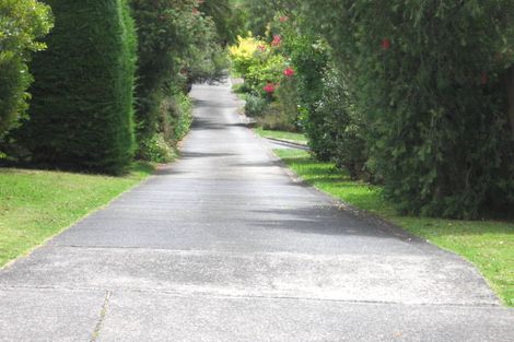 Photo of property in 138 Weatherly Road, Torbay, Auckland, 0630