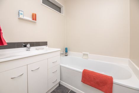 Photo of property in 1/41 Oldwood Street, Bishopdale, Christchurch, 8053