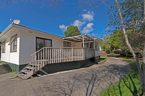 Photo of property in 3 Glucina Place, Glen Eden, Auckland, 0602