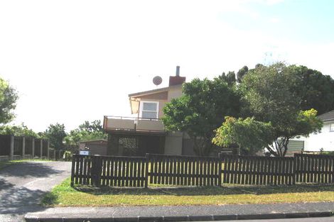 Photo of property in 30 Kaikoura Street, Henderson, Auckland, 0612