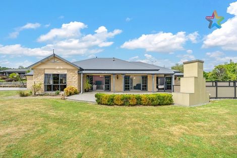 Photo of property in 6a Marua Palm Grove, Timberlea, Upper Hutt, 5018