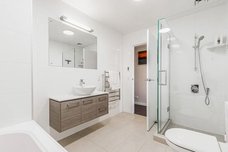 Photo of property in 74 Eaves Bush Parade, Orewa, 0931