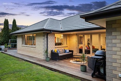 Photo of property in 19 Franklin Drive, Rangiora, 7400