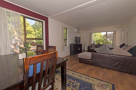 Photo of property in 3 Glucina Place, Glen Eden, Auckland, 0602