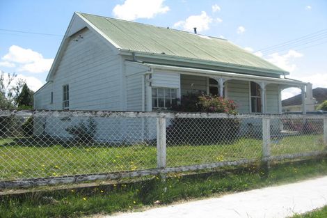 Photo of property in 5 Roberts Avenue, Aramoho, Whanganui, 4500