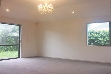 Photo of property in 24 Travers Place, Northpark, Auckland, 2013