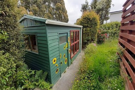 Photo of property in 26 Porterfield Street, Macandrew Bay, Dunedin, 9014