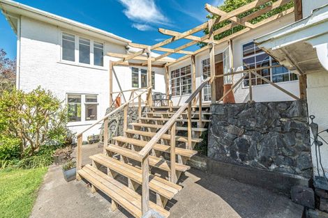 Photo of property in 2 Acton Place, Saint Johns Hill, Whanganui, 4500