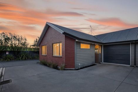 Photo of property in 8/190 Lincoln Road, Addington, Christchurch, 8024