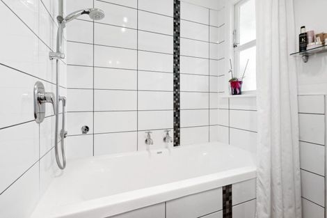 Photo of property in 61 East Street, Greytown, 5712