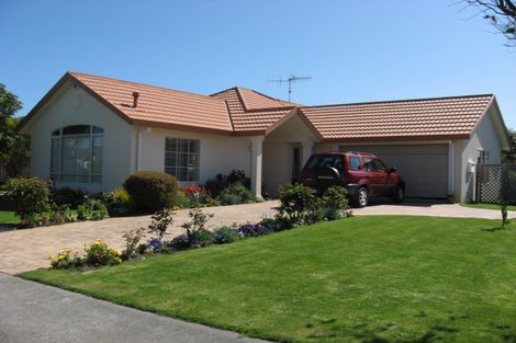 Photo of property in 25 Hadleigh Court, Paraparaumu, 5032