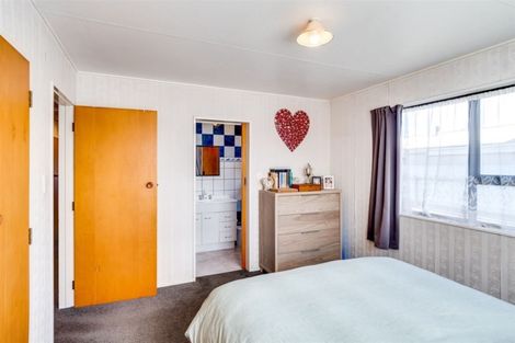 Photo of property in 15 Titoki Crescent, Pirimai, Napier, 4112