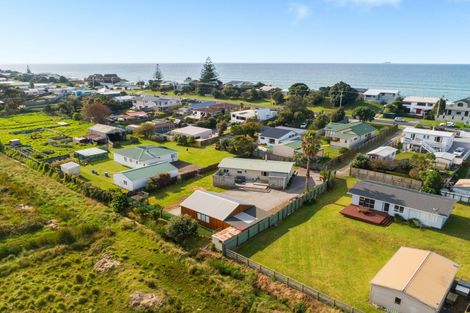 Photo of property in 254 Pukehina Parade, Pukehina, Te Puke, 3189