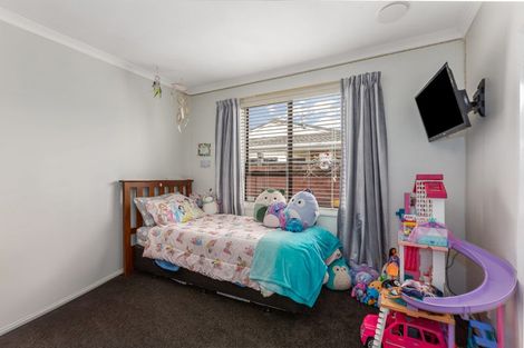 Photo of property in 24 Wilford Street, Wallaceville, Upper Hutt, 5018