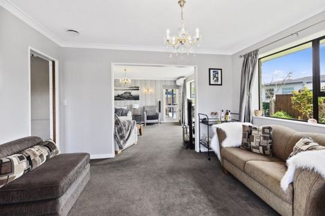 Photo of property in 7 Observatory Close, Whitby, Porirua, 5024