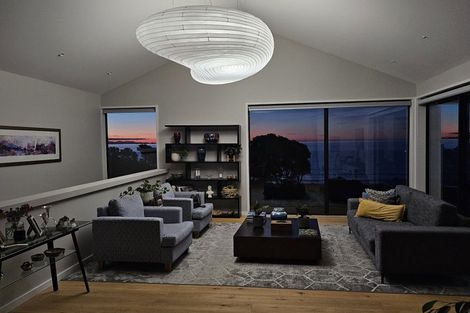 Photo of property in 15 Karekare Road, Raumati South, Paraparaumu, 5032