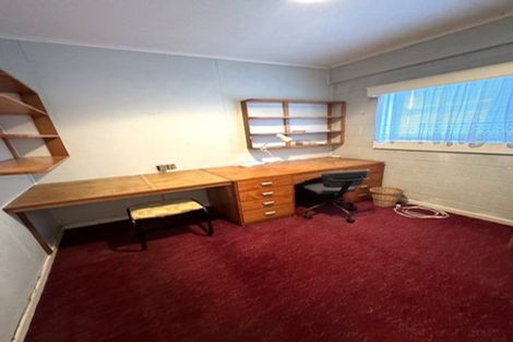 Photo of property in 4176 Great North Road, Glendene, Auckland, 0602