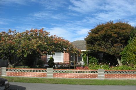 Photo of property in 27 Greenhurst Street, Sockburn, Christchurch, 8042