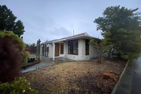 Photo of property in 2 Resolution Place, Bryndwr, Christchurch, 8053
