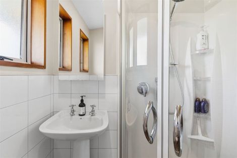 Photo of property in 10 Stormont Place, Avonhead, Christchurch, 8042