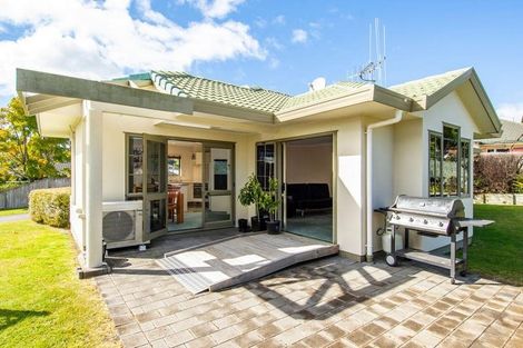 Photo of property in 8 Amberley Crescent, Bethlehem, Tauranga, 3110