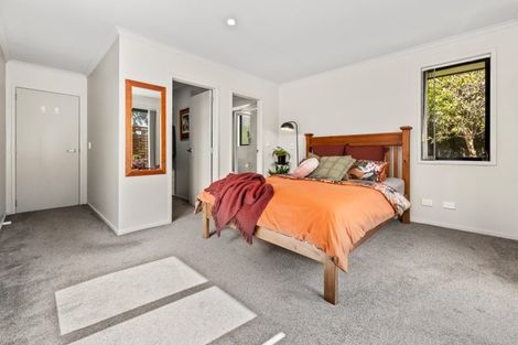 Photo of property in 1 Simpson Crescent, Raumati Beach, Paraparaumu, 5032