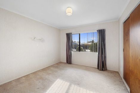 Photo of property in 17a Huatoki Street, Vogeltown, New Plymouth, 4310