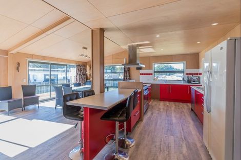 Photo of property in 35 Barling Street, Himatangi Beach, Foxton, 4891