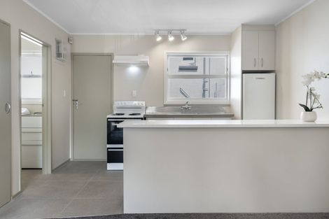 Photo of property in 2/328 Mount Eden Road, Mount Eden, Auckland, 1024