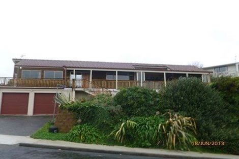 Photo of property in 30 Kinloch Place, Papakowhai, Porirua, 5024