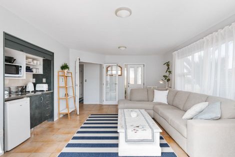 Photo of property in 333b Oceanbeach Road, Mount Maunganui, 3116