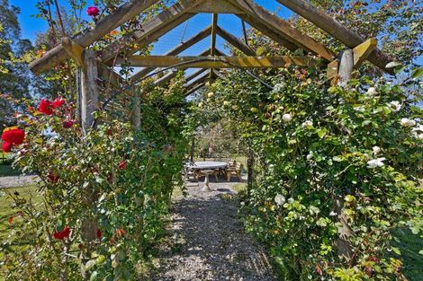 Photo of property in 424 East Bank Road, Edgecumbe, Whakatane, 3193