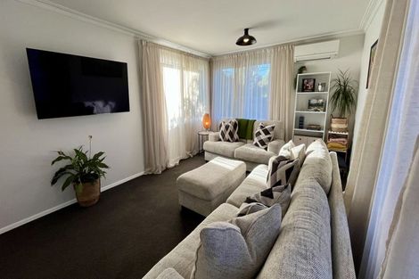 Photo of property in 72 Hikurangi Street, Trentham, Upper Hutt, 5018