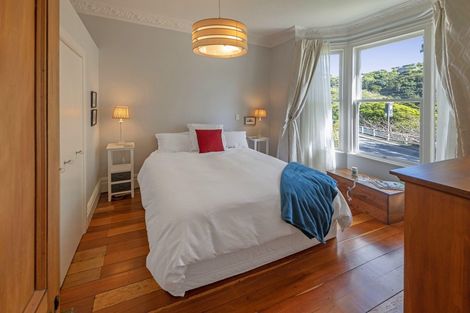 Photo of property in 17 Wilton Road, Wadestown, Wellington, 6012