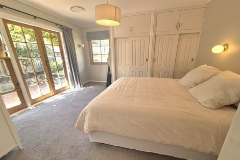 Photo of property in 403 Muritai Road, Eastbourne, Lower Hutt, 5013