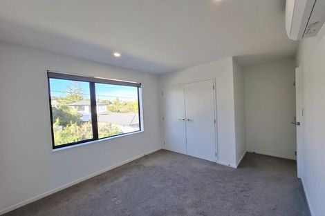 Photo of property in 70c Stanley Road, Glenfield, Auckland, 0629