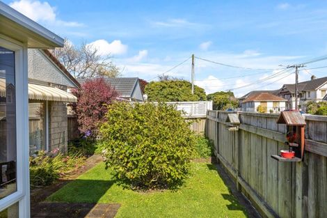 Photo of property in 20 Stoke Street, Westown, New Plymouth, 4310